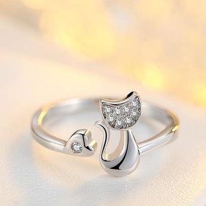 With this delightful silver Crystal Cat Wrap  Around Ring  You'll Make your friends jealous,